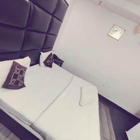 Hotel Saya Deluxe Near New Delhi Railway Station ' 외부 사진