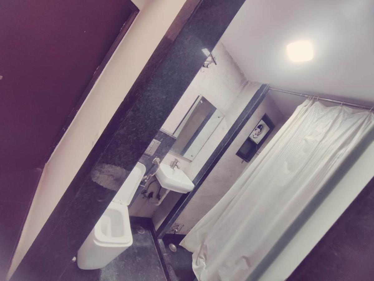 Hotel Saya Deluxe Near New Delhi Railway Station ' 외부 사진